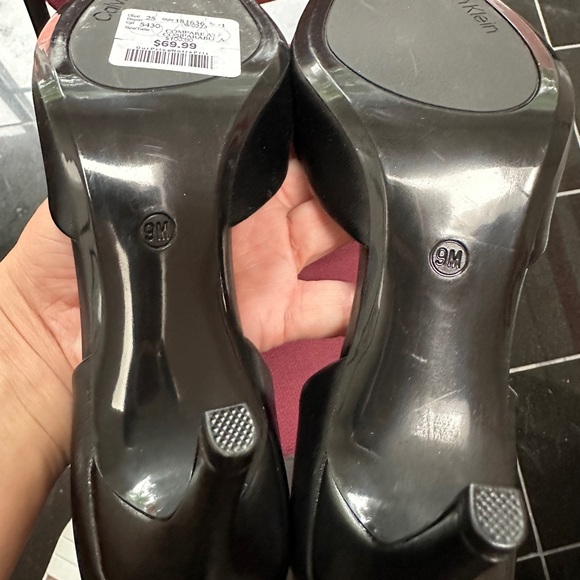 brand new Calvin Klein Womens Gloria Pump - Picture 11 of 12